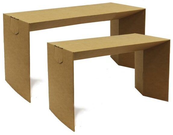 Bureau en carton brut