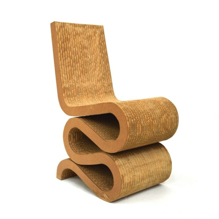 Wiggle Chair - chaise en carton de Frank Gehry