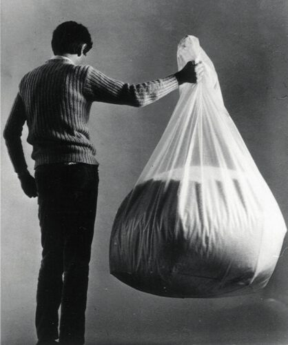 Prototype du fauteuil pouf Sacco