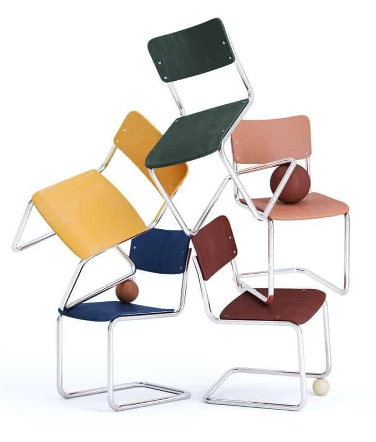 Chaise pour enfant de Mart Stam chez Thonet