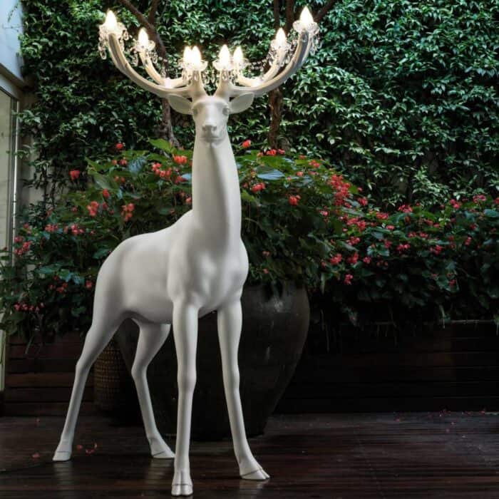 Stefano Giovannoni Lampadaire Sherwood cerf blanc Qeeboo