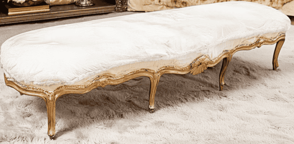 Louis XV gouden bank met moderne witte stof