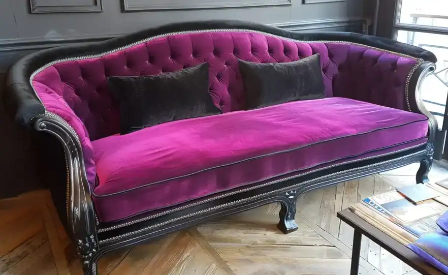 Canape Second Empire microfibre violet et noir e1723121124441