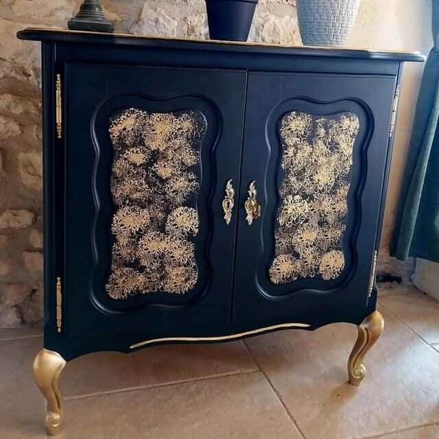 Relooking commode noir et or devant