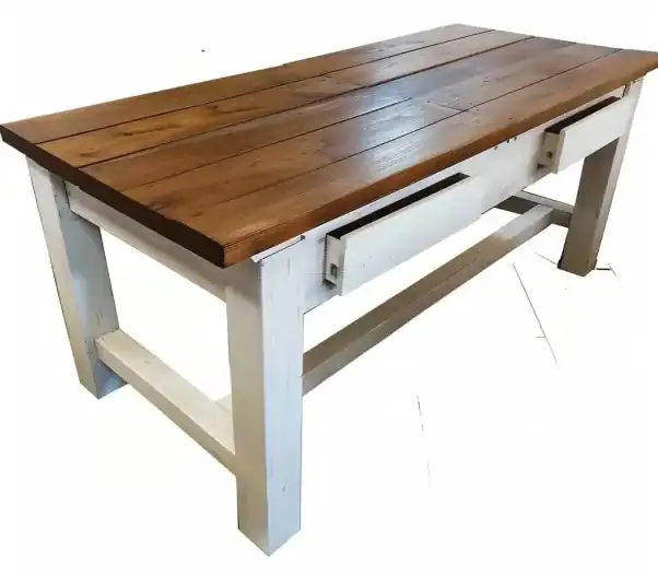 Table de ferme relookee peinture blanche e1721496524580