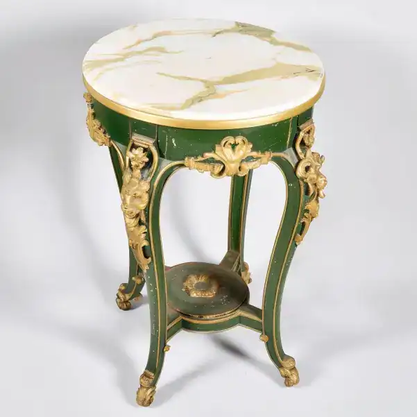 Guéridon Louis XV en bois sculpté avec plateau en marbre blanc