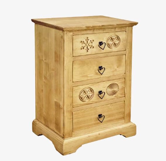 Commode en bois massif sculpté