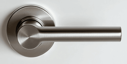 Poignée de porte en nickel